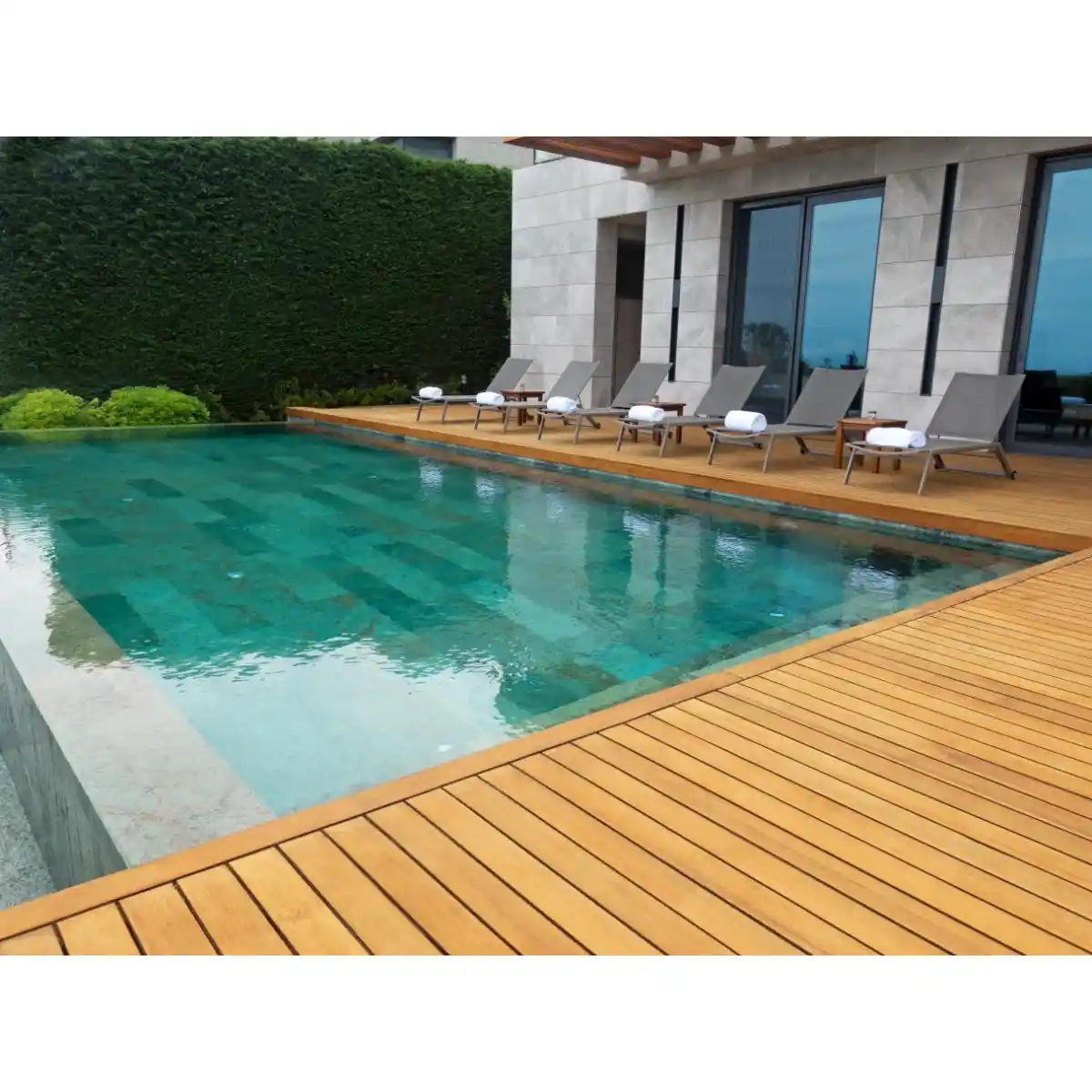 Pack de 5 lamas de madera tropical exterior Wild Sun Badi 180 x 9 cm